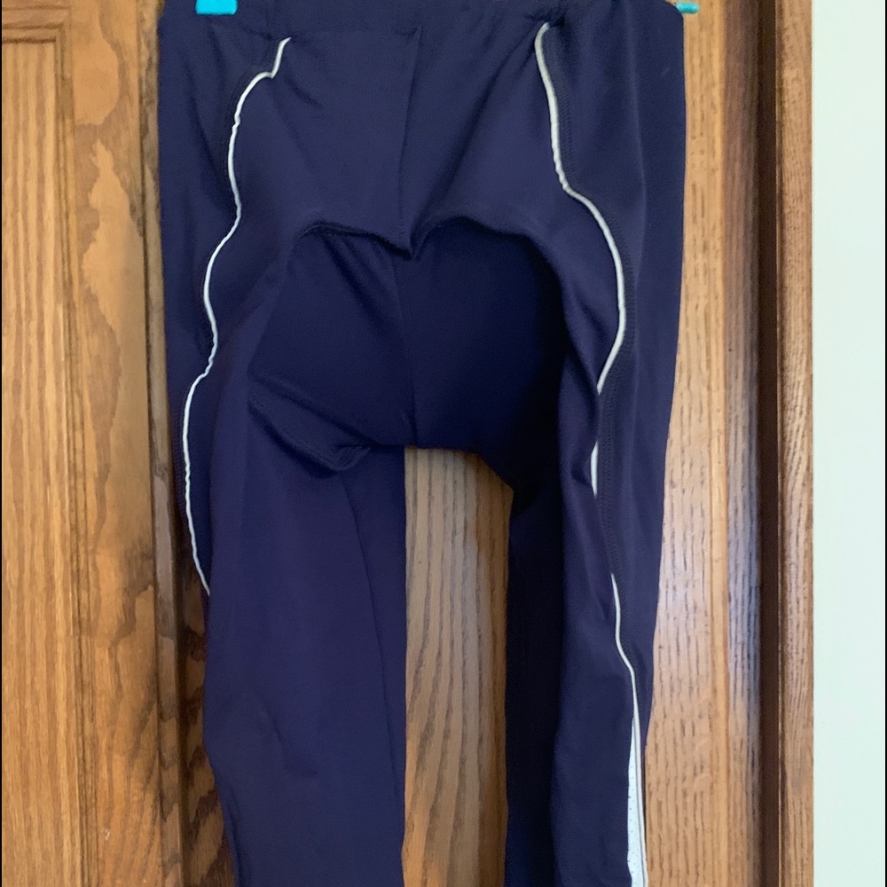 ‼️SOLD‼️ Navy Padded Cycling Shorts Capri XS